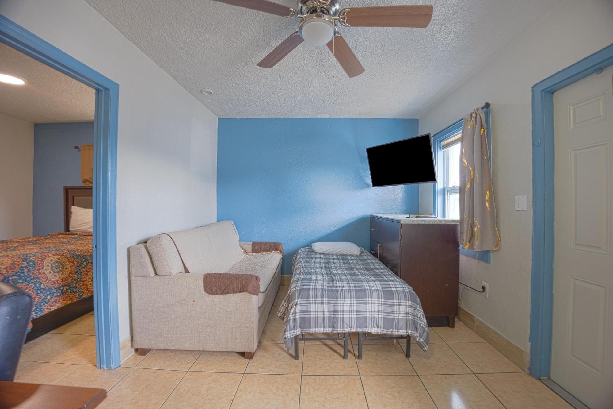 Aladdin Motel By Oyo Merritt Island Exteriör bild